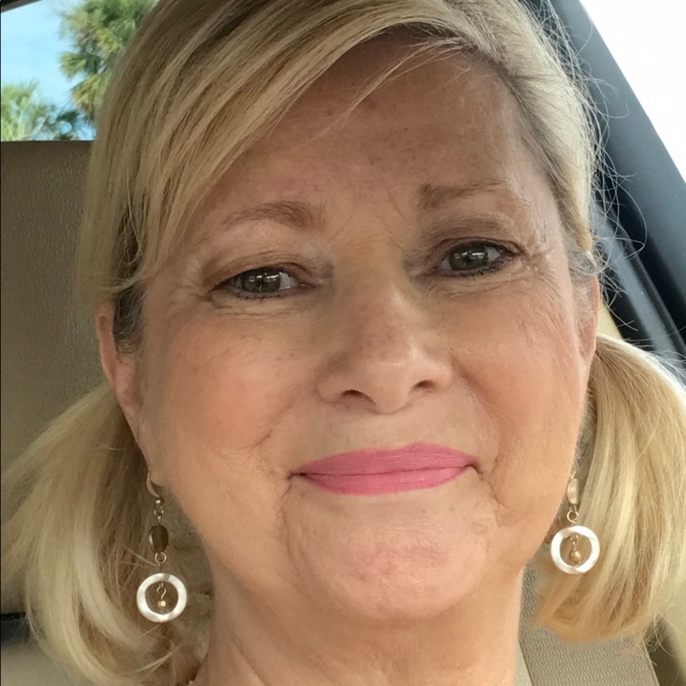 Meet your Posher, Cathy
